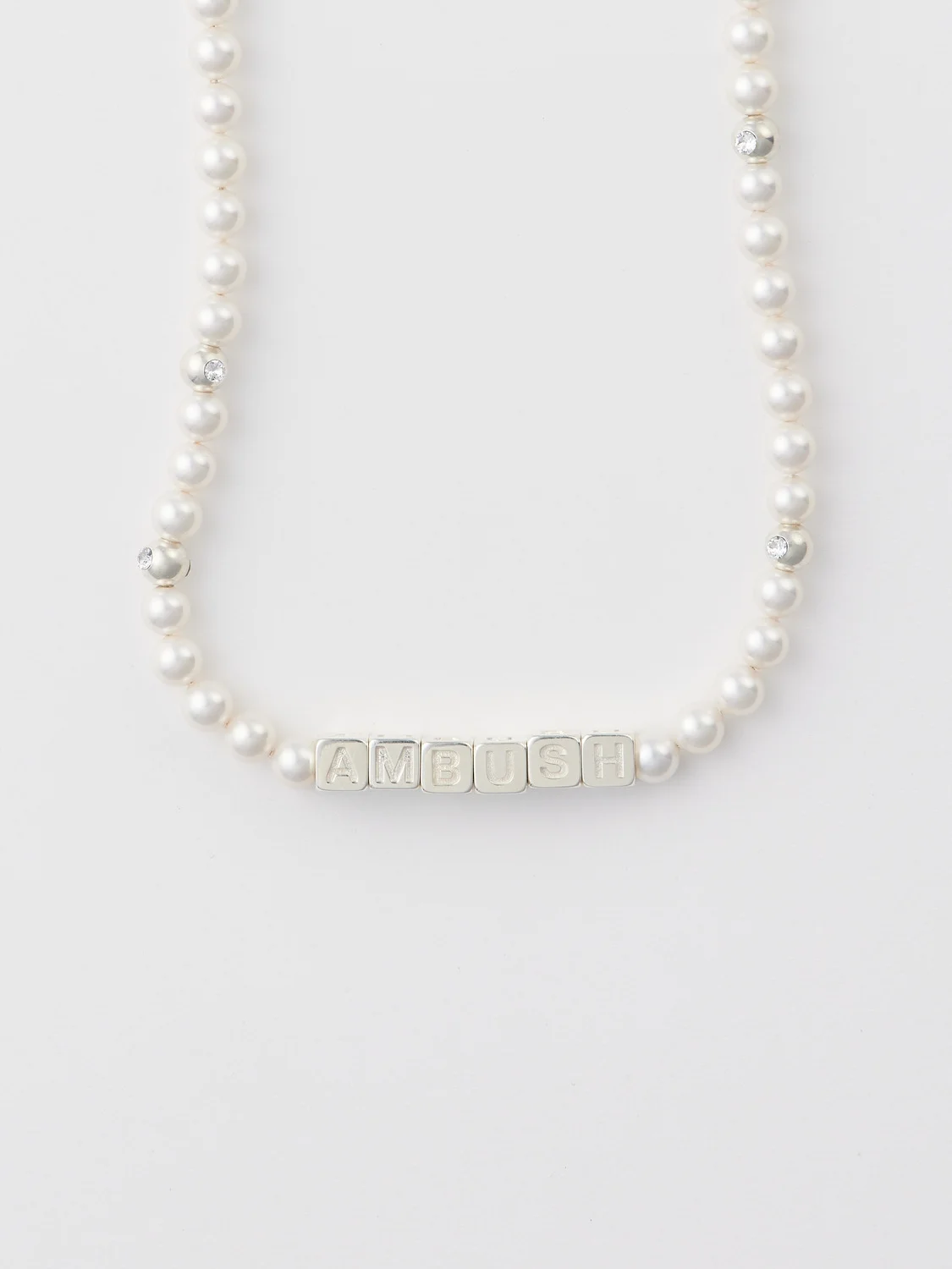 PEARL LETTER BLOCK CHOKER - 1
