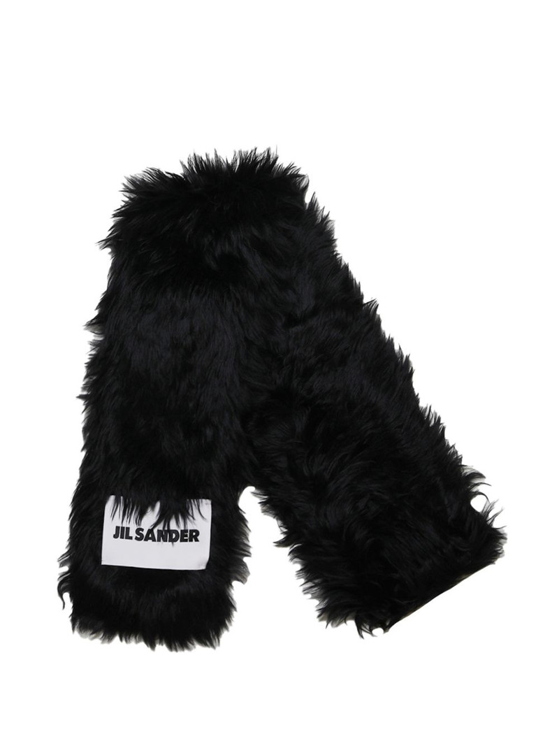 label scarf 1
