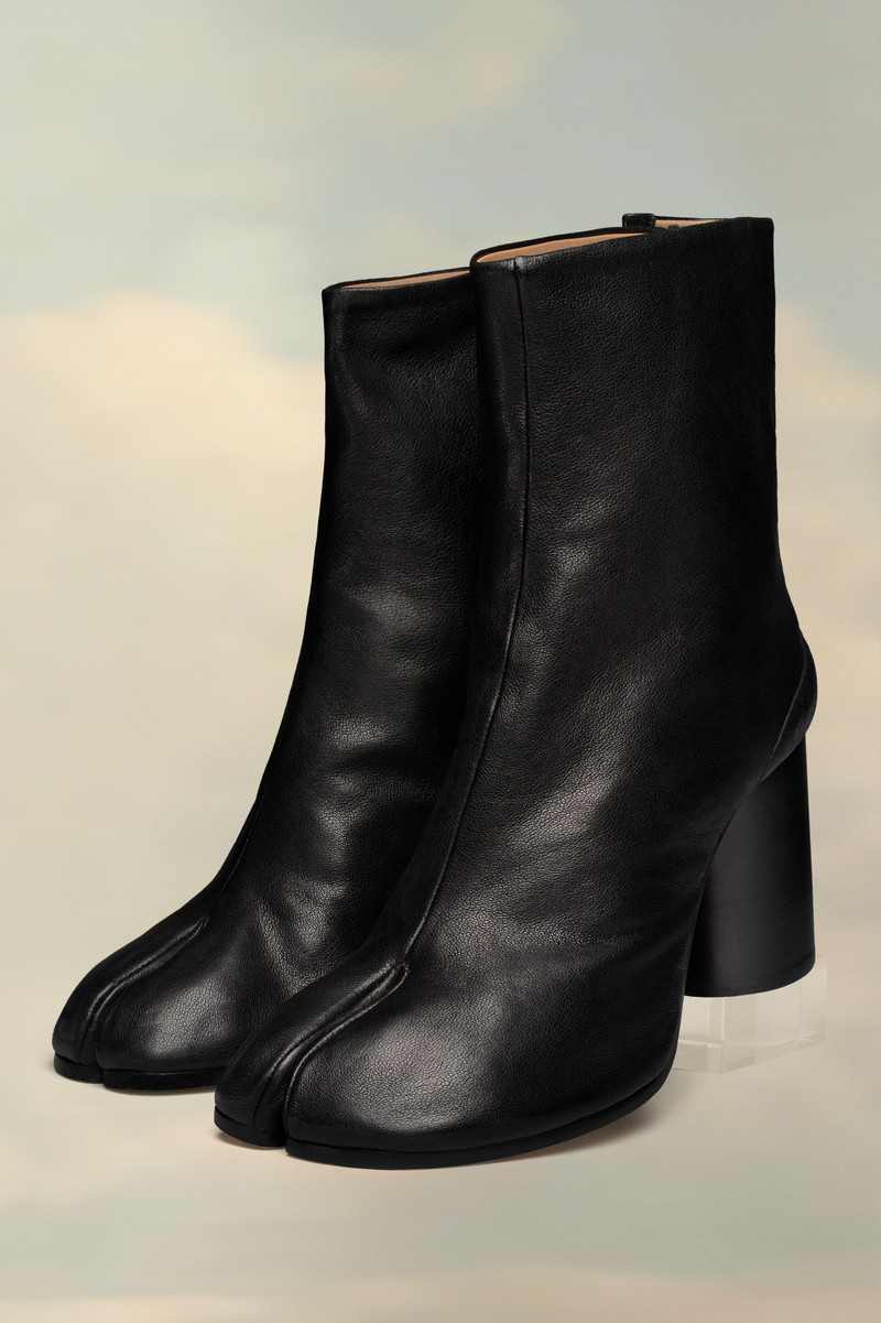 Maison Margiela Tabi ankle boots outlook