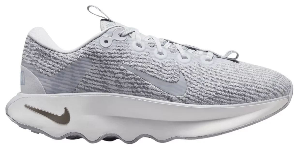Nike Women's Motiva Walking Shoes - 1
