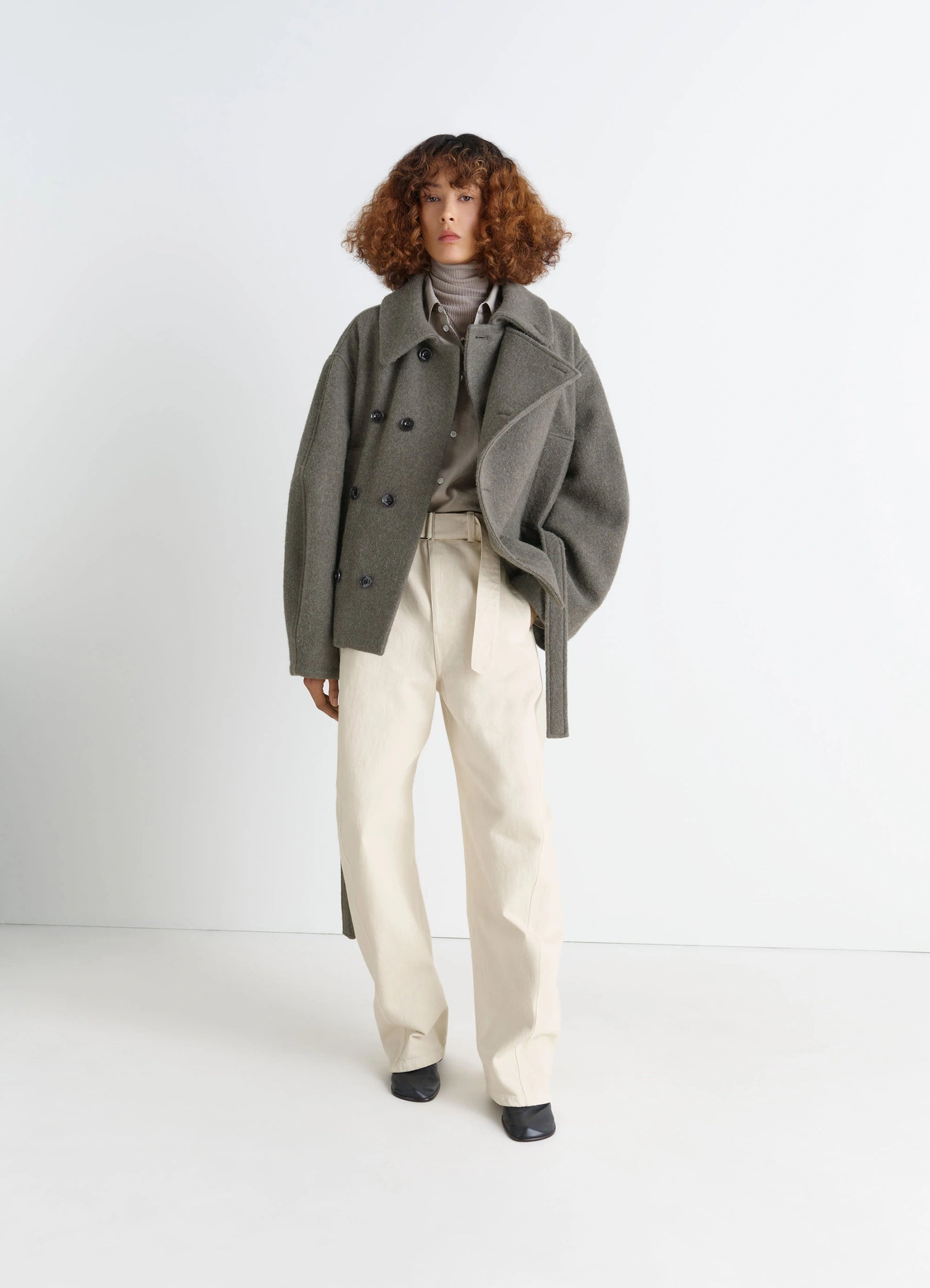 SHORT ASYMMETRICAL BATHROBE COAT - 3