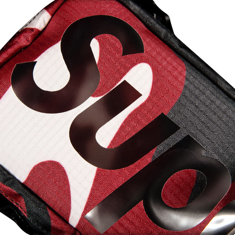 Supreme Supreme Neck Pouch 'Red Camo' outlook