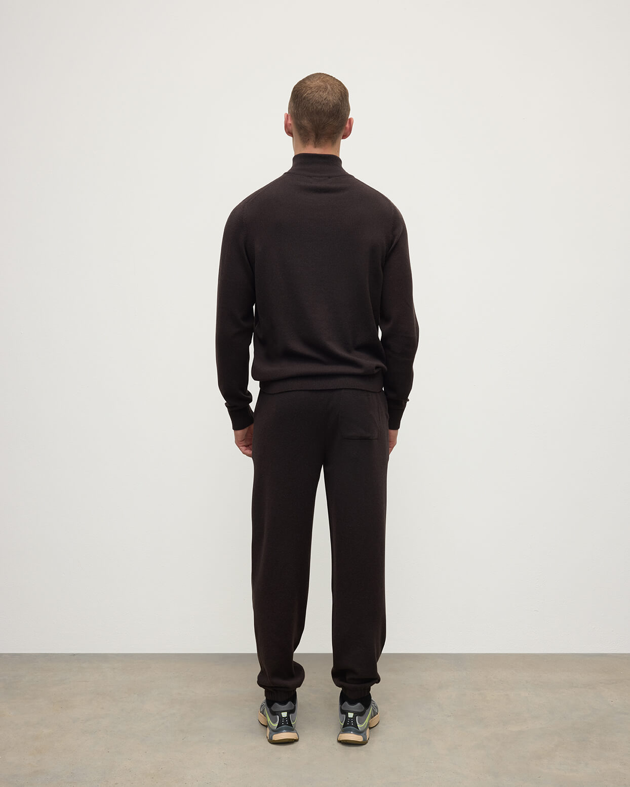 Tapered Cashmere Brown Joggers - 4