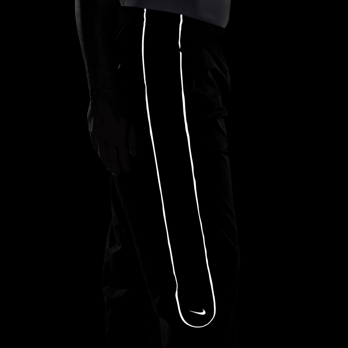 Solo Swoosh Track Pant - 6