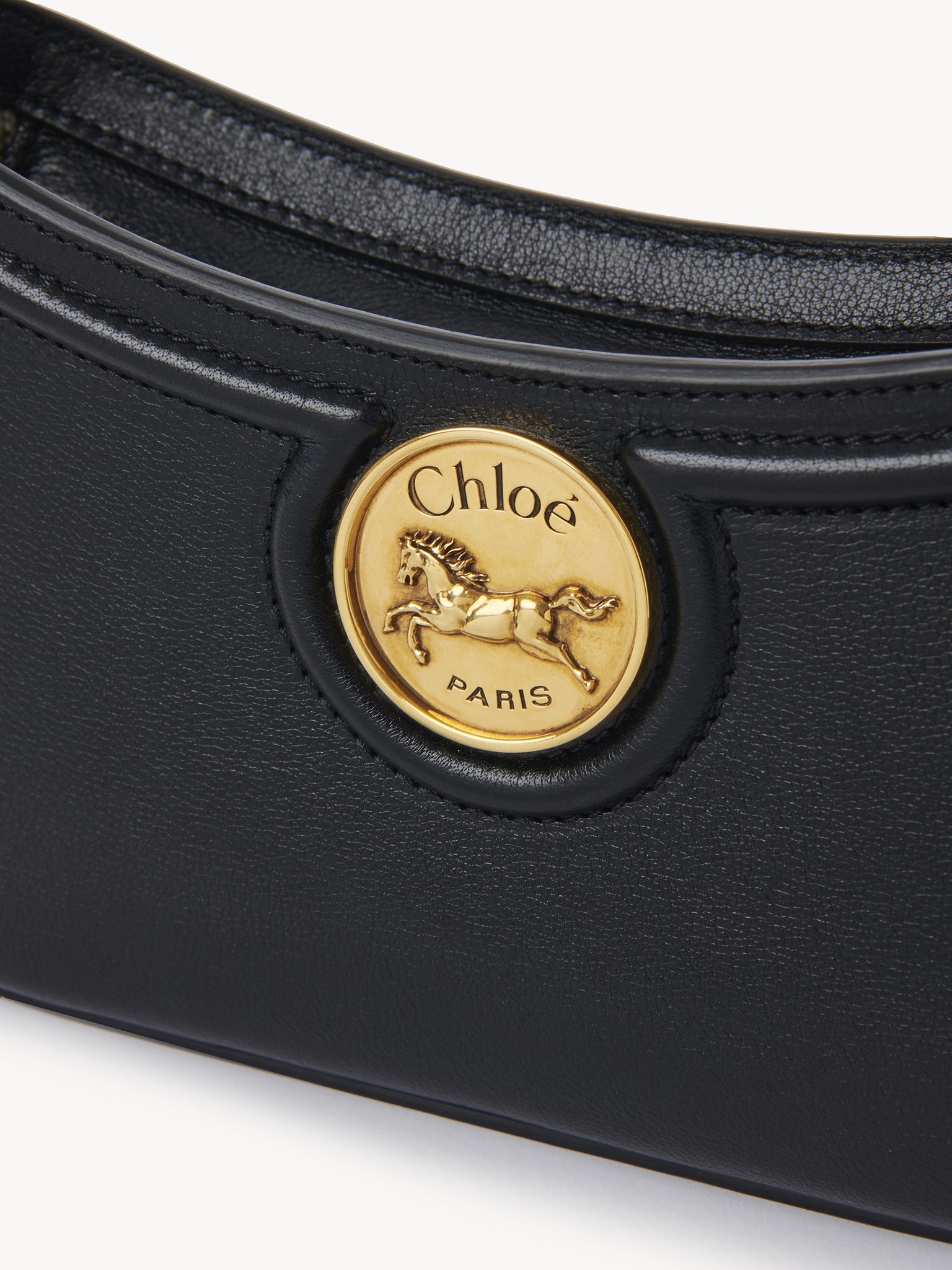 HORSE MEDAL SHOULDER BAG IN GRAINED LEATHER - 6