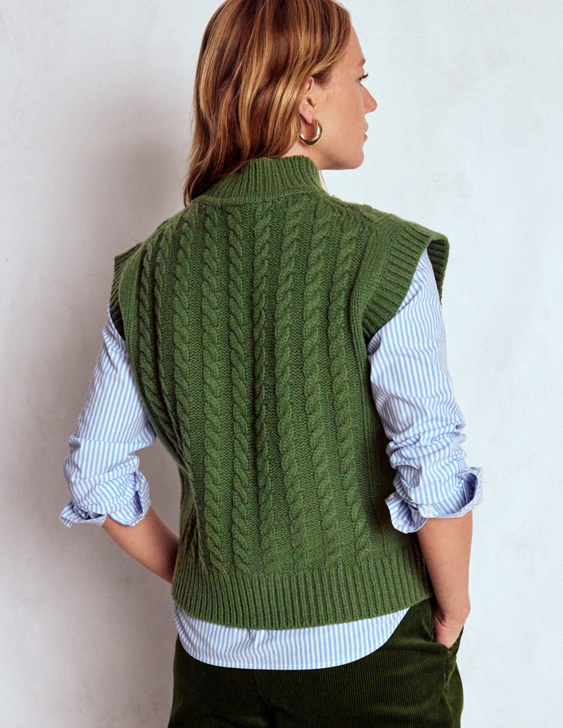 Amara Merino Cable Vest-Green Fir 5