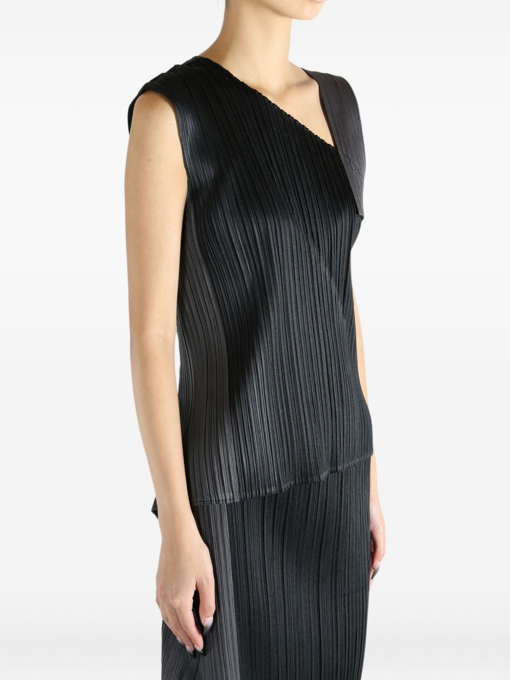 Pointe pleated asymmetric top - 4