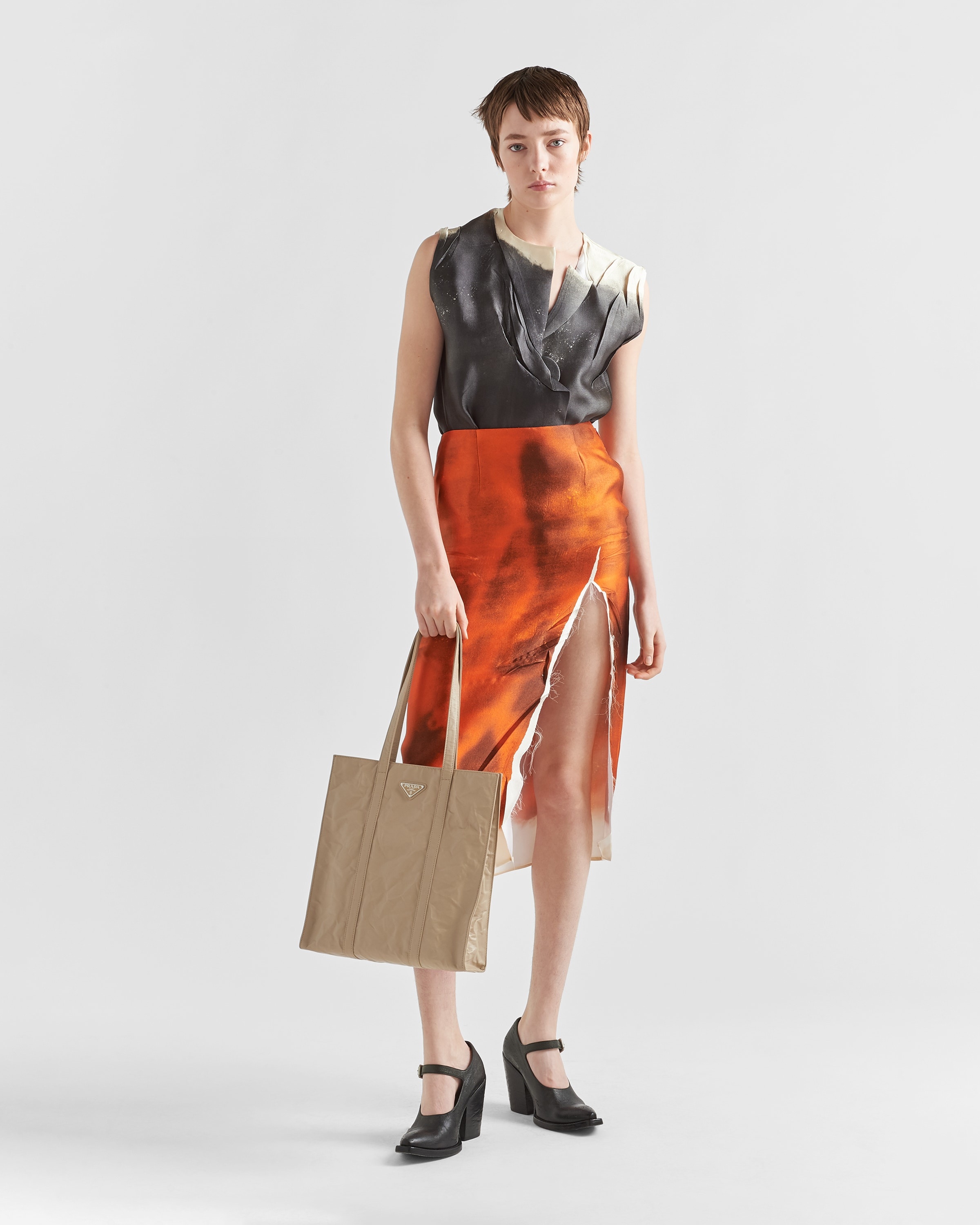 Small antique nappa leather tote - 7