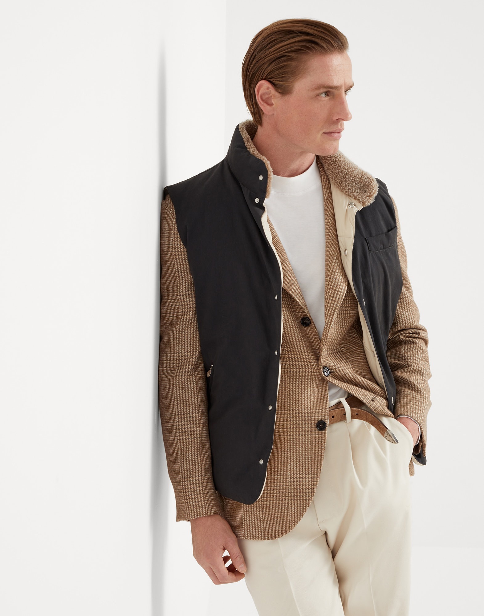 Techno cotton gabardine down vest with shearling insert - 4