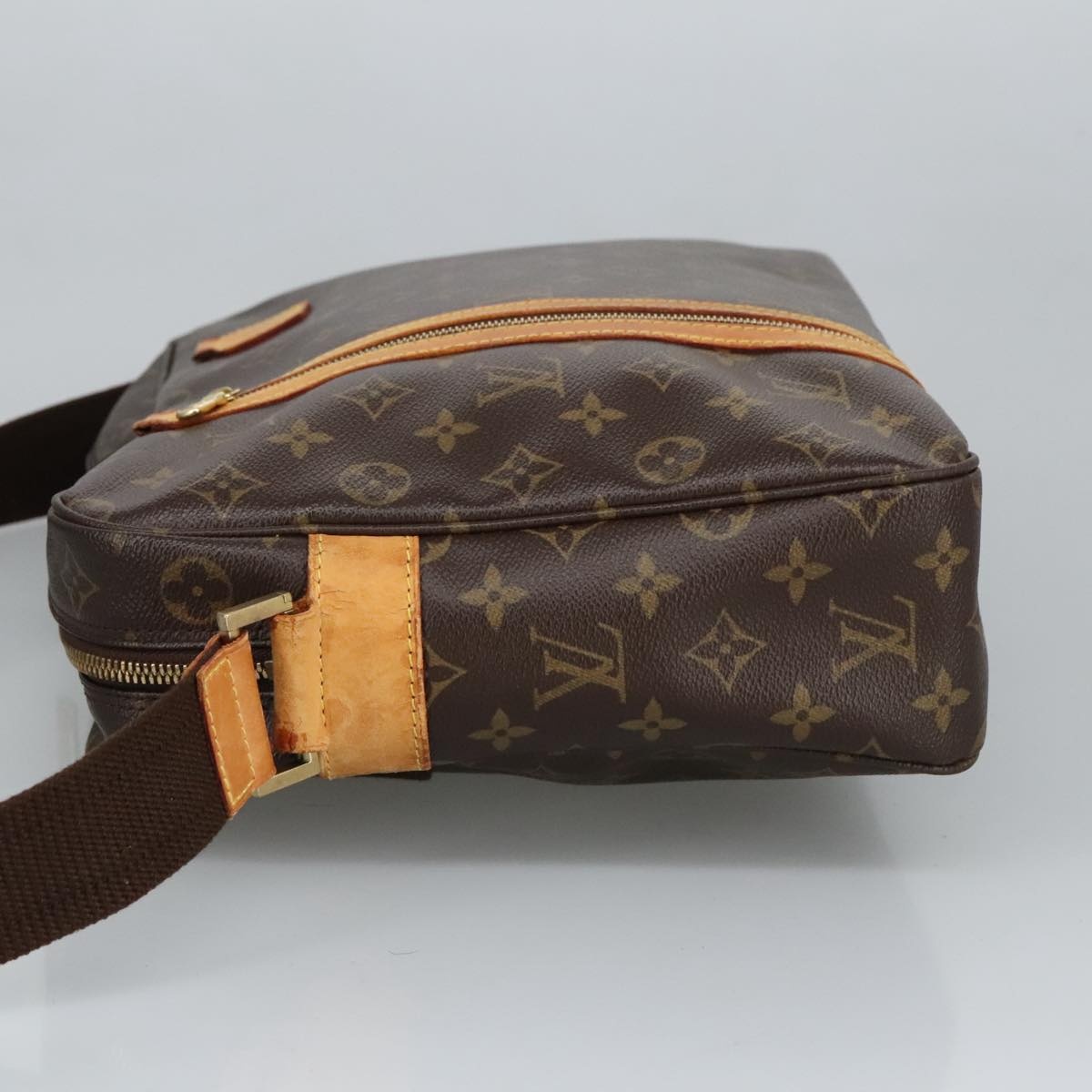 LOUIS VUITTON Monogram Sac Bosphore Hand Bag M40043 - 5