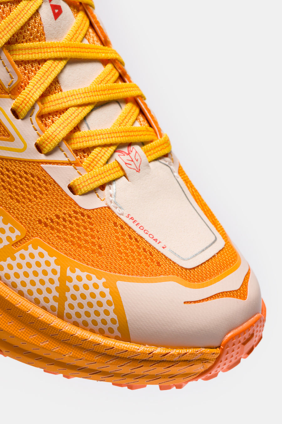 Speedgoat 2 Sneaker in Dawn Light/Sun Coral - 6