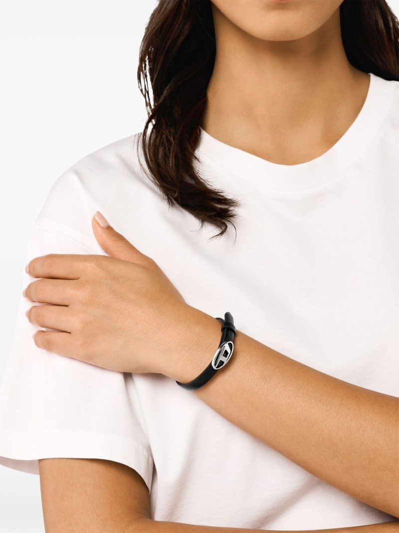 Diesel DX1516040 bracelet outlook