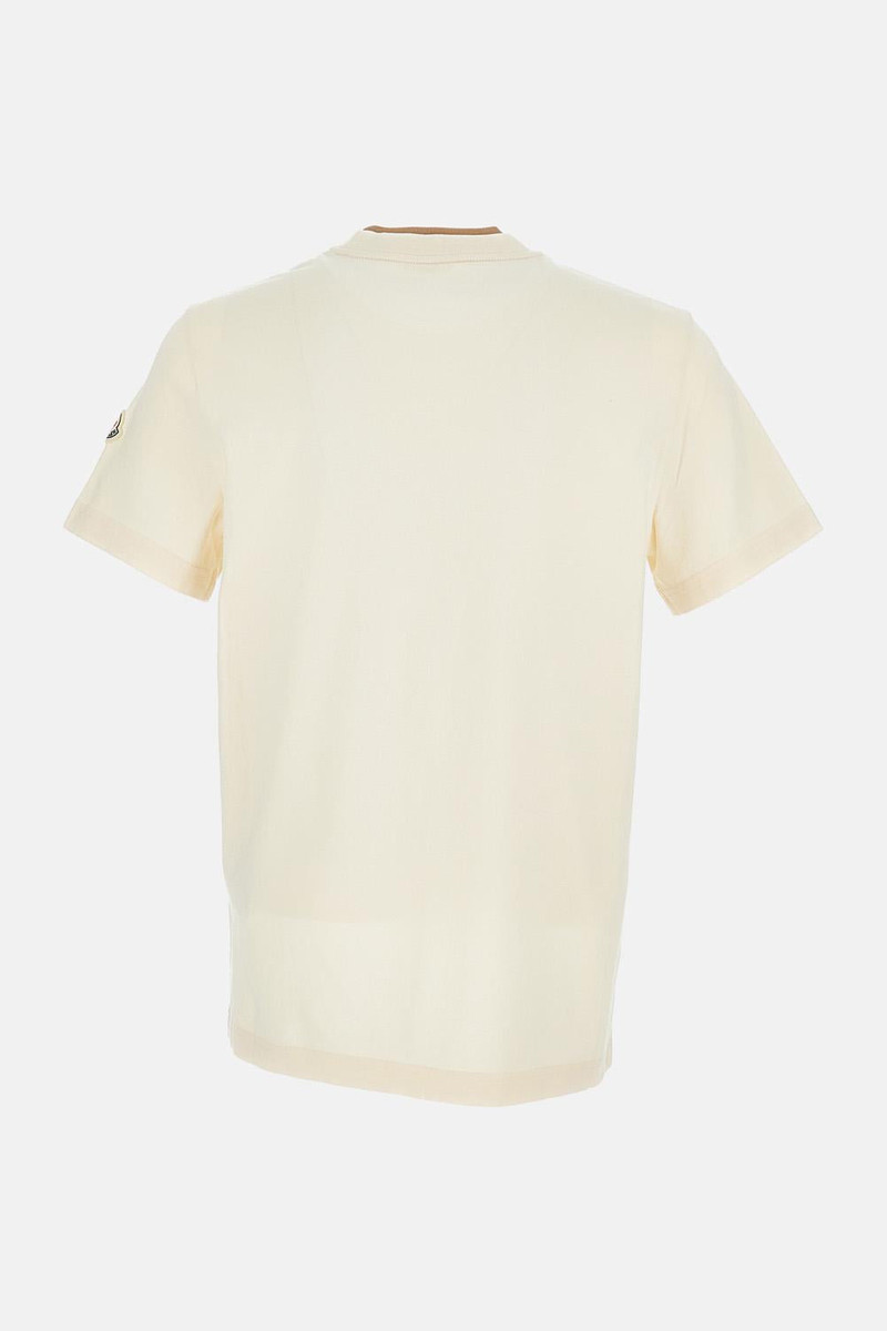Moncler T-shirt outlook