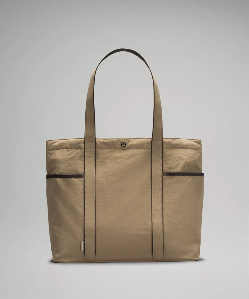 Daily Multi-Pocket Tote Bag 20L 1