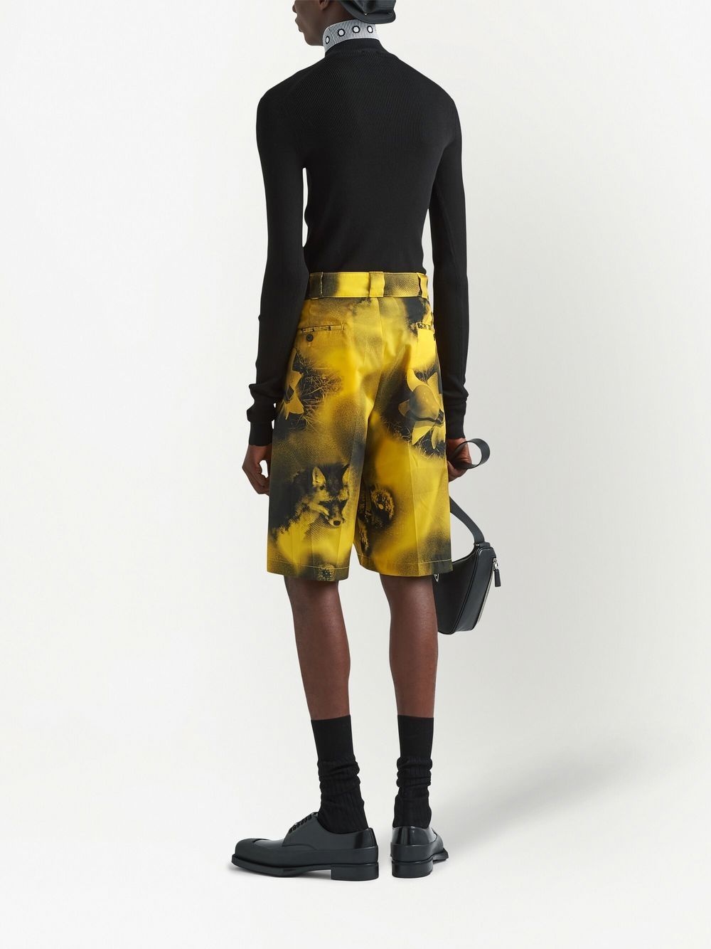 graphic-print bermuda shorts - 4