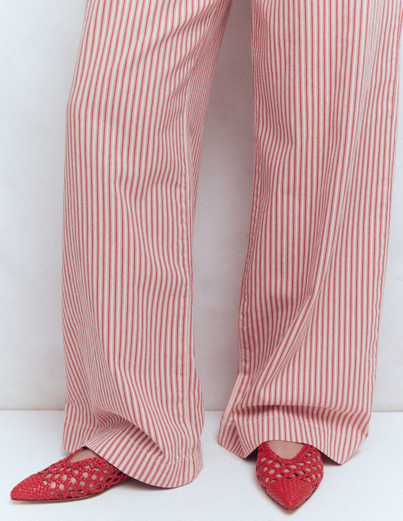 BODEN High Cut Flat Point-Red Weave outlook