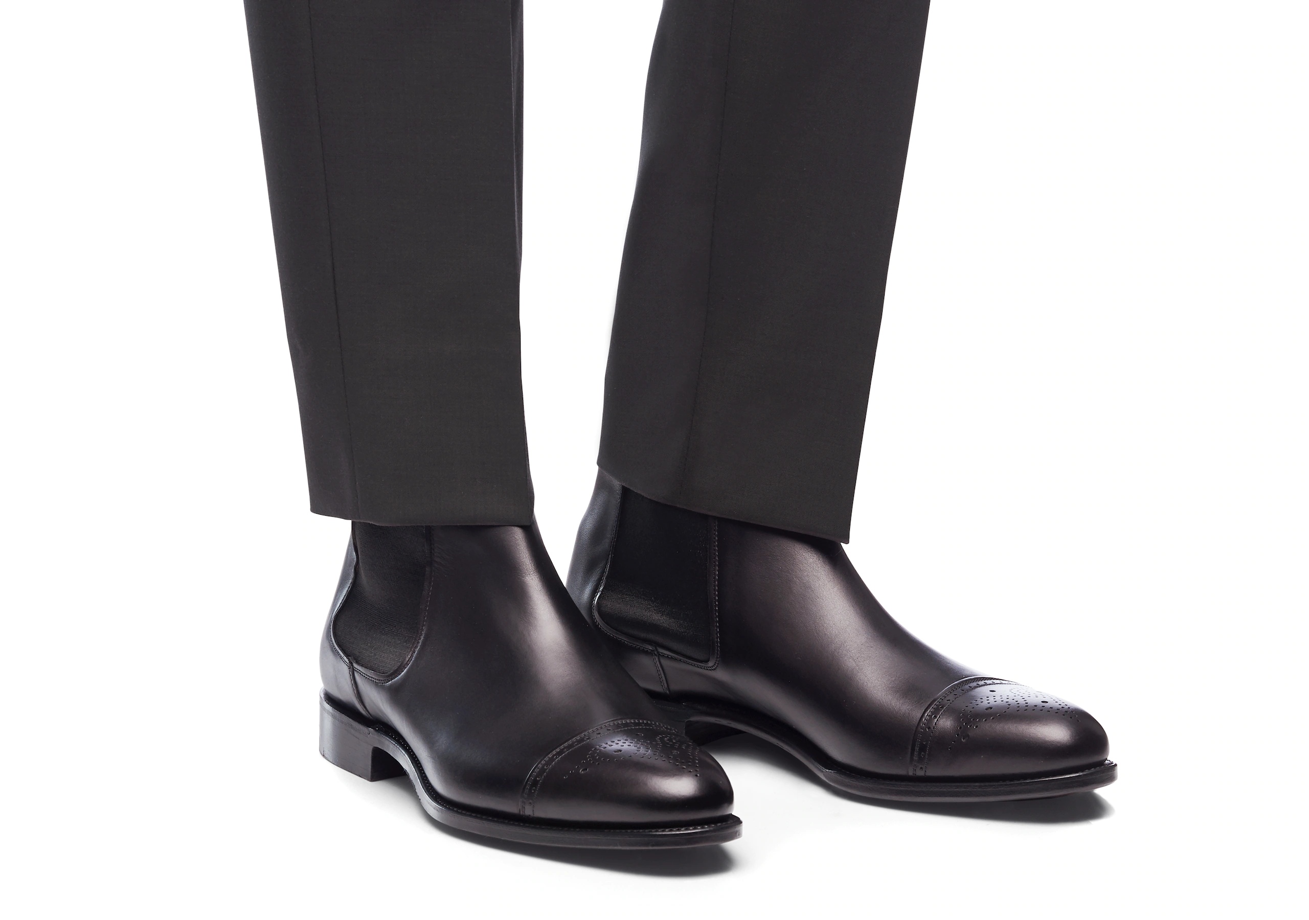 Viscount
Calf Leather Brogue Boot Black - 5