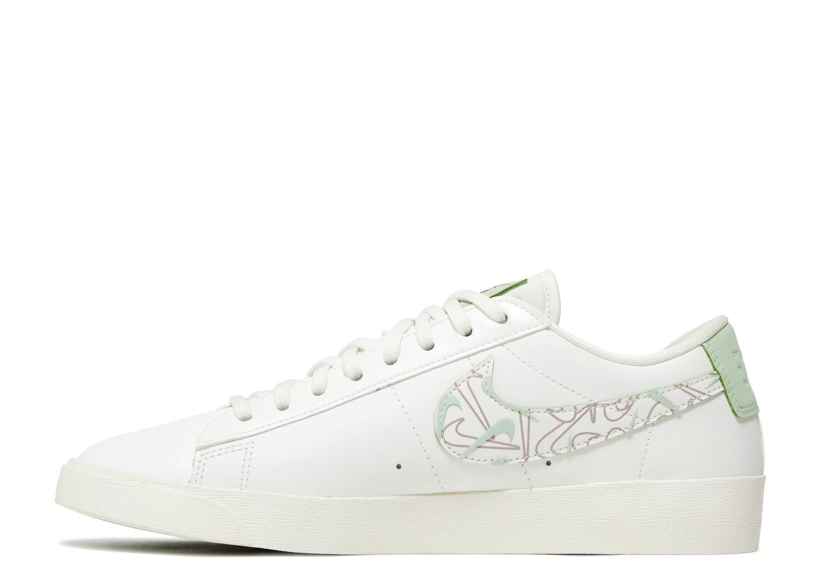 WMNS BLAZER LOW SE 'VALENTINE'S DAY' - 4