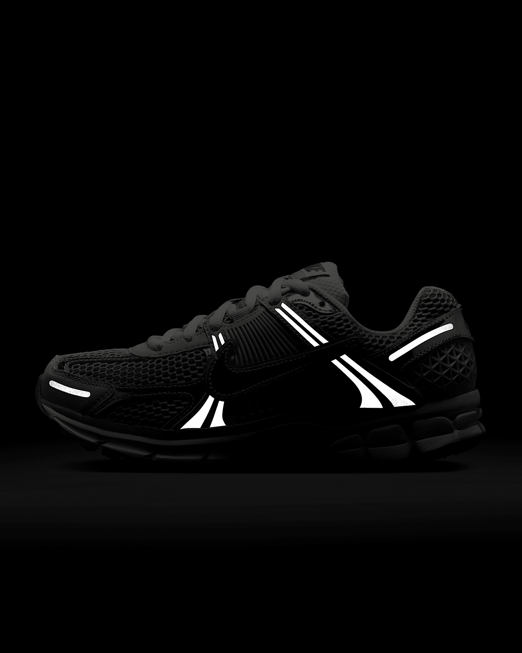 Nike Zoom Vomero 5 Women's Shoes - 10