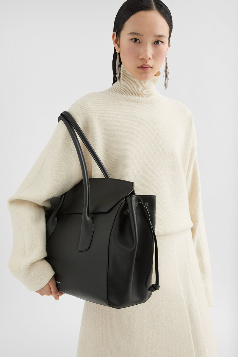 Jil Sander Voyage Medium outlook