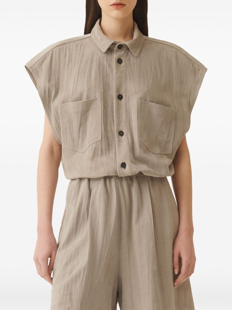 sleeveless shirt 3