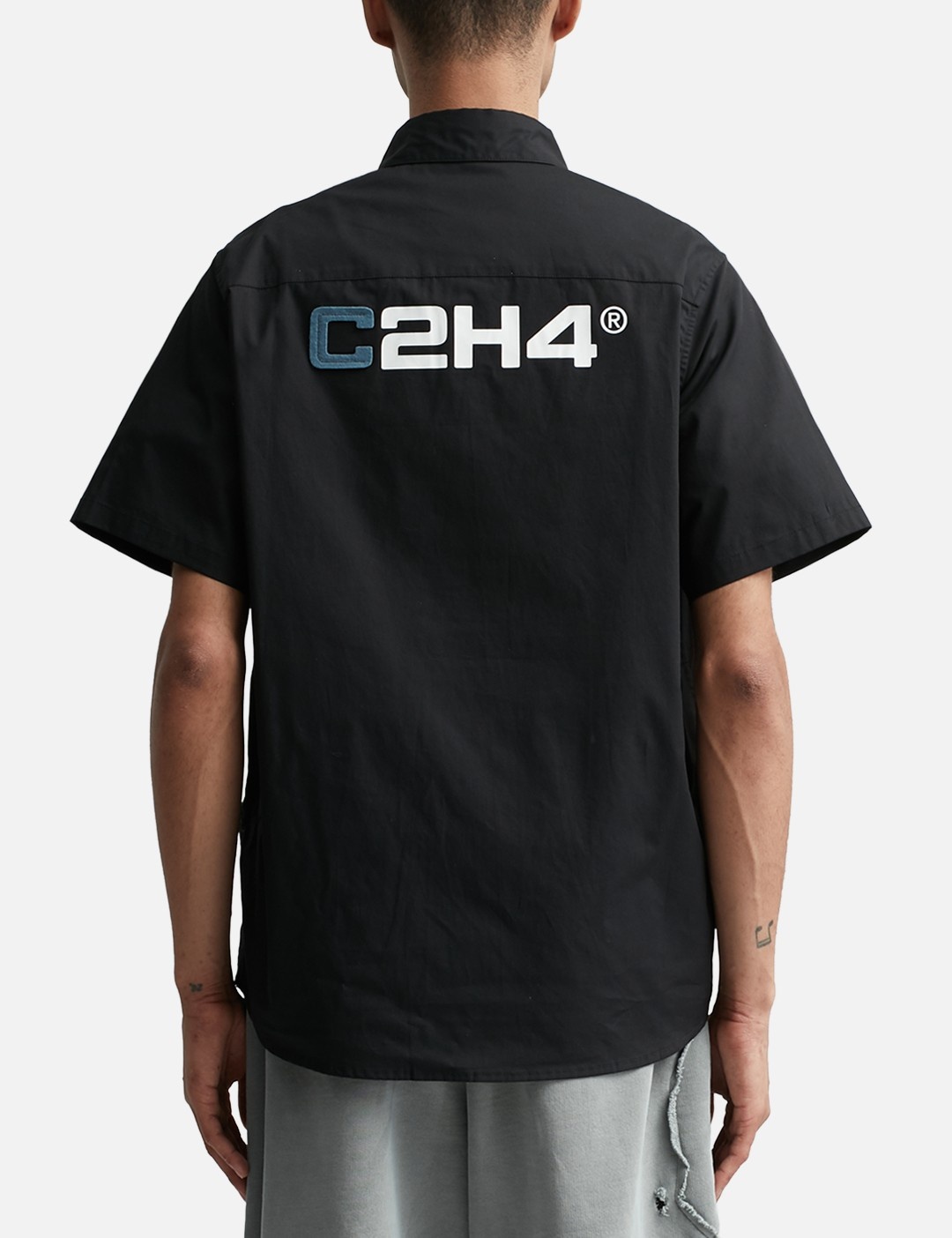 STAFF UNIFORM LOGO SHIRT - 4