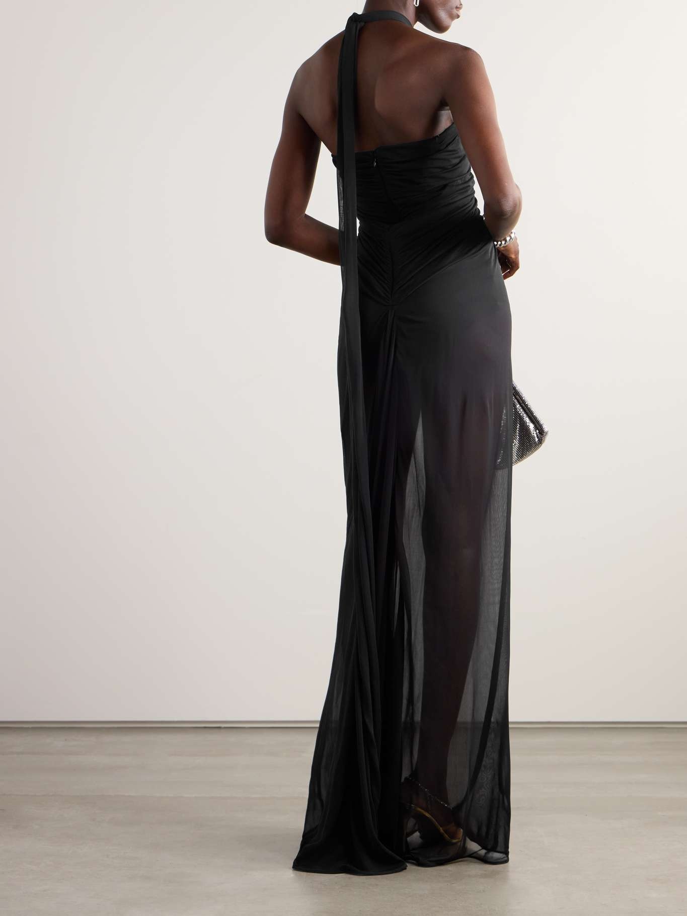 Draped gathered organza halterneck gown - 3