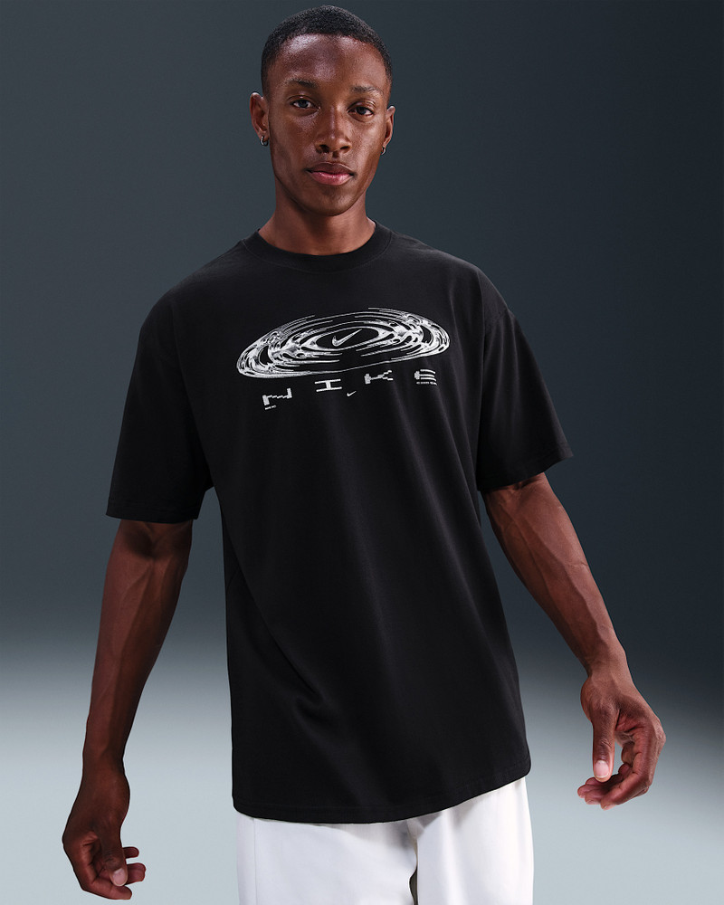 Nike Sportswear Men's Max90 T-Shirt 1