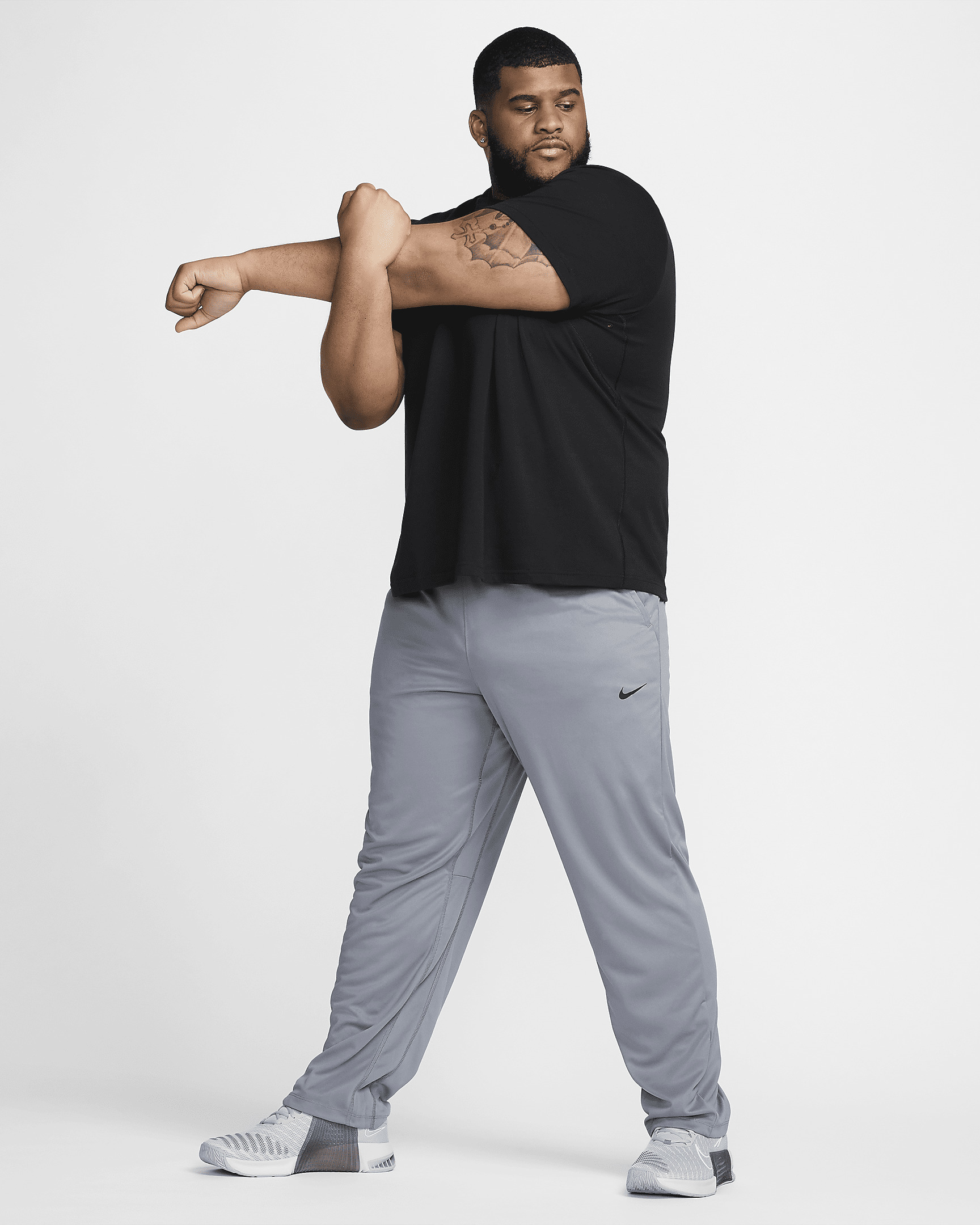 Nike Totality Men's Dri-FIT Open Hem Versatile Pants - 10