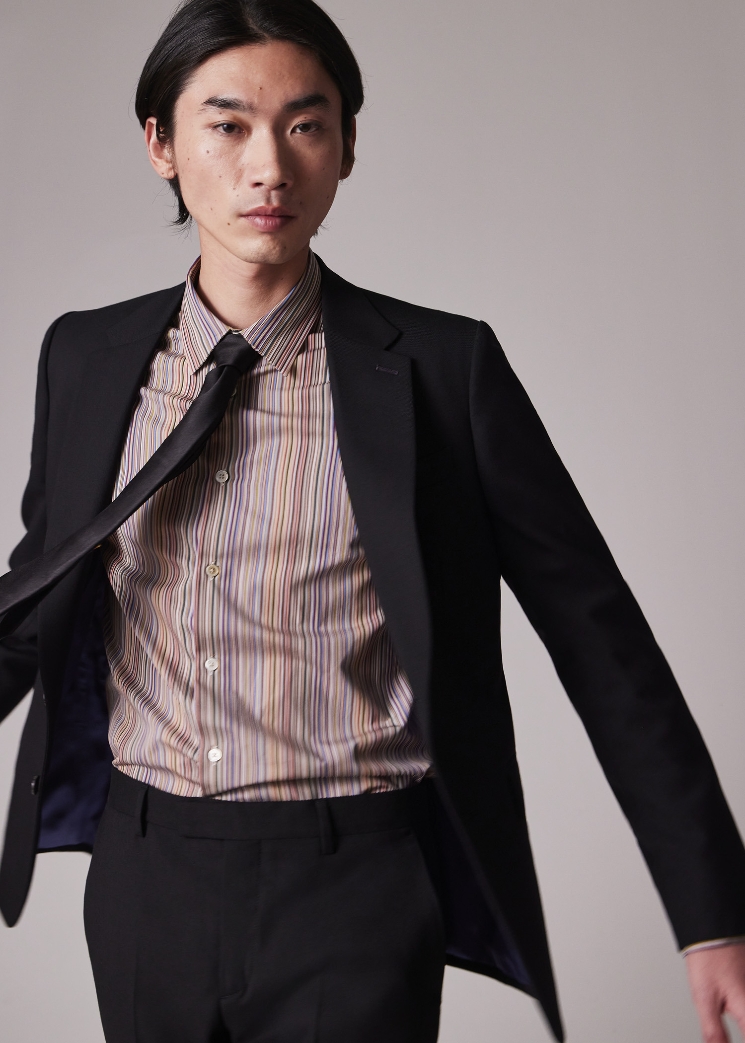 The Soho - Tailored-Fit Black Wool 'A Suit To Travel In' Blazer - 8