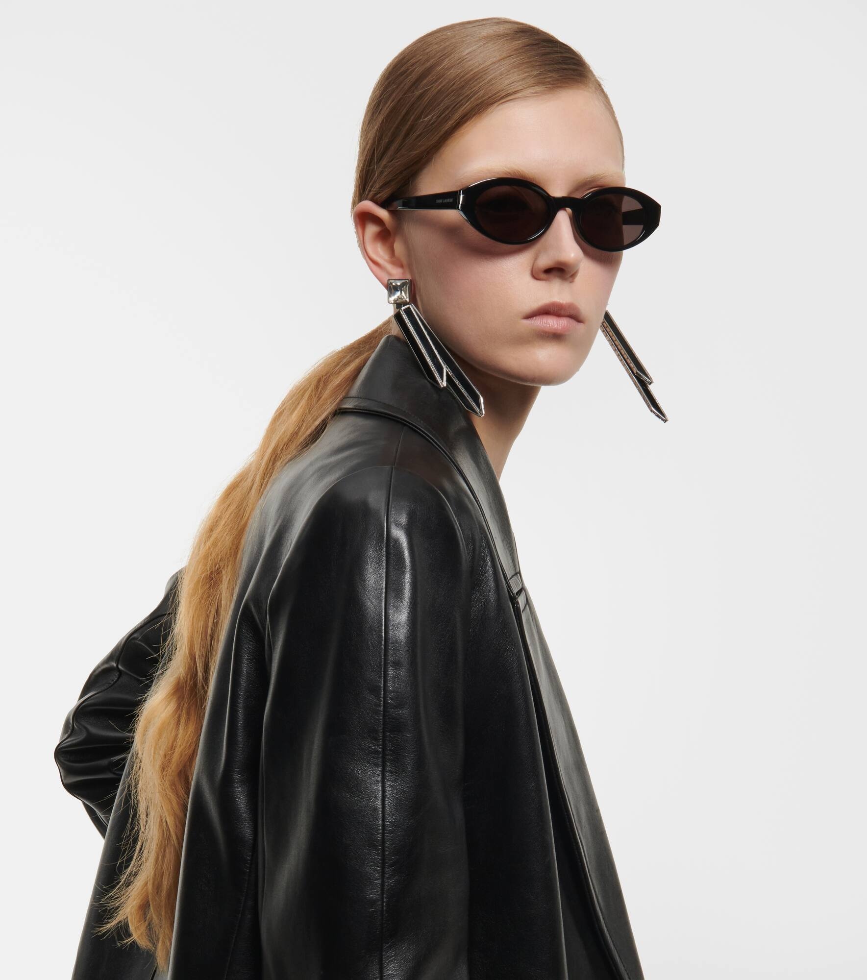 Oval acetate sunglasses - 3