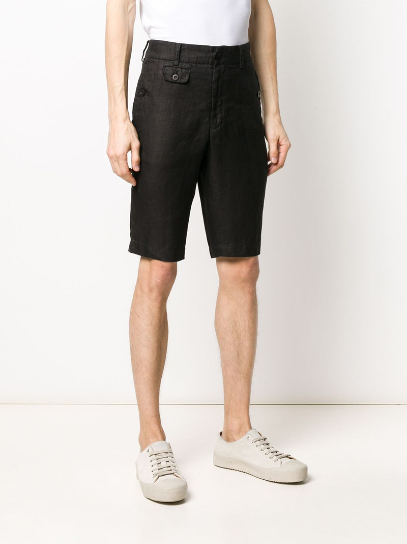 knee-length cargo shorts 3