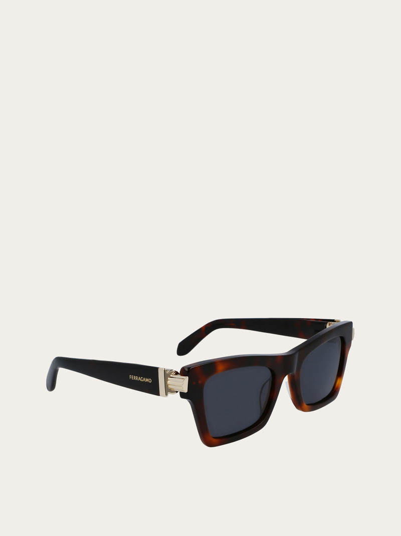 FERRAGAMO Sunglasses outlook