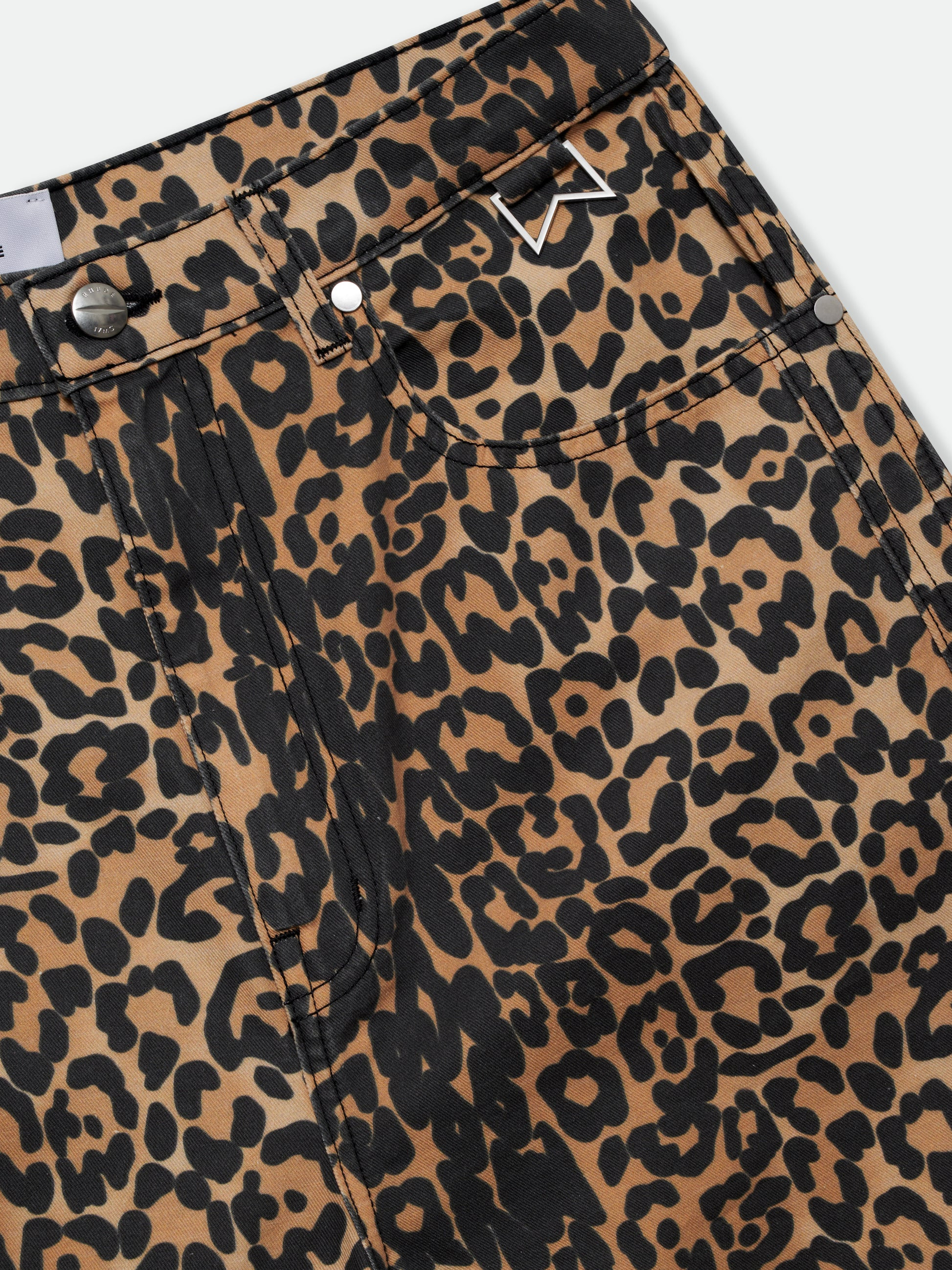 LEOPARD TRAXEDO BAGGY SHORT - 3