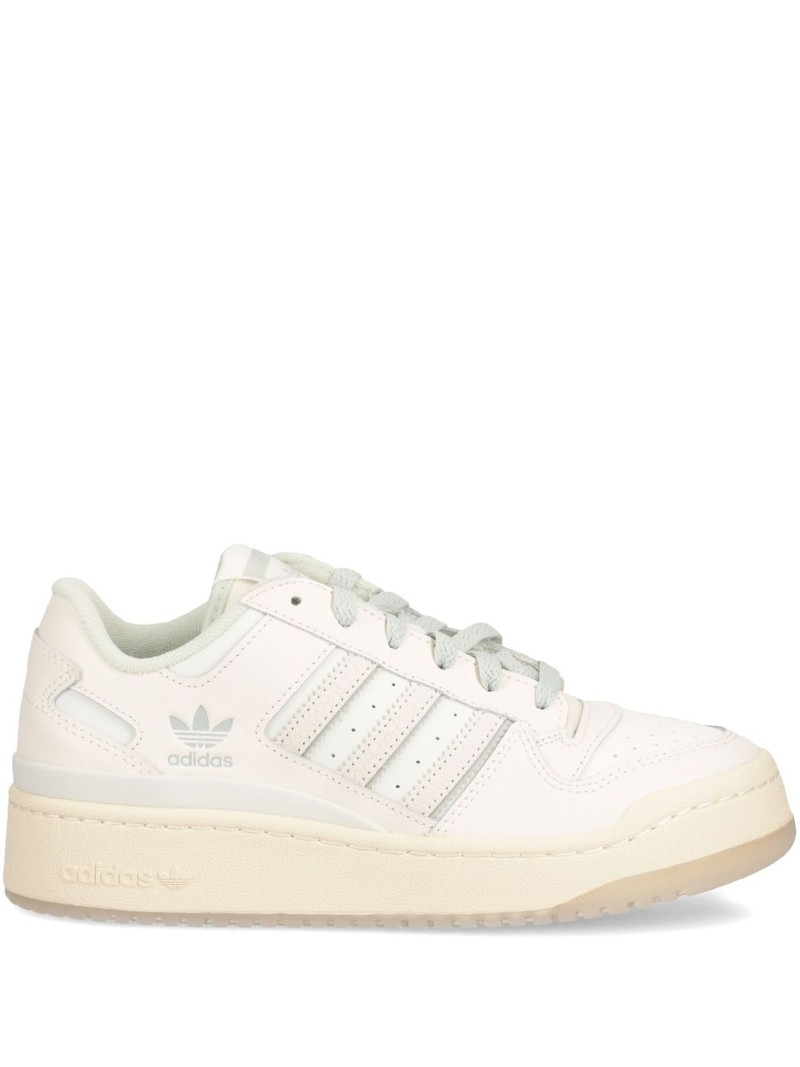 Forum sneakers 1