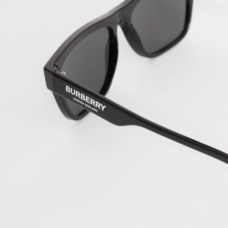 Burberry Square Frame Sunglasses outlook
