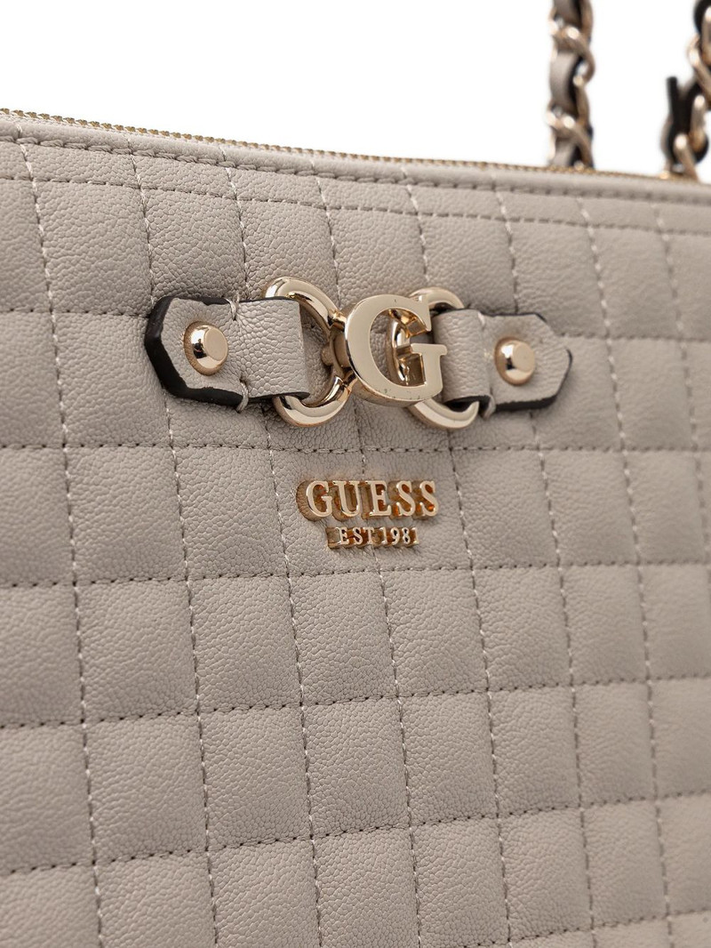Nadira quilted shoulder bag 5