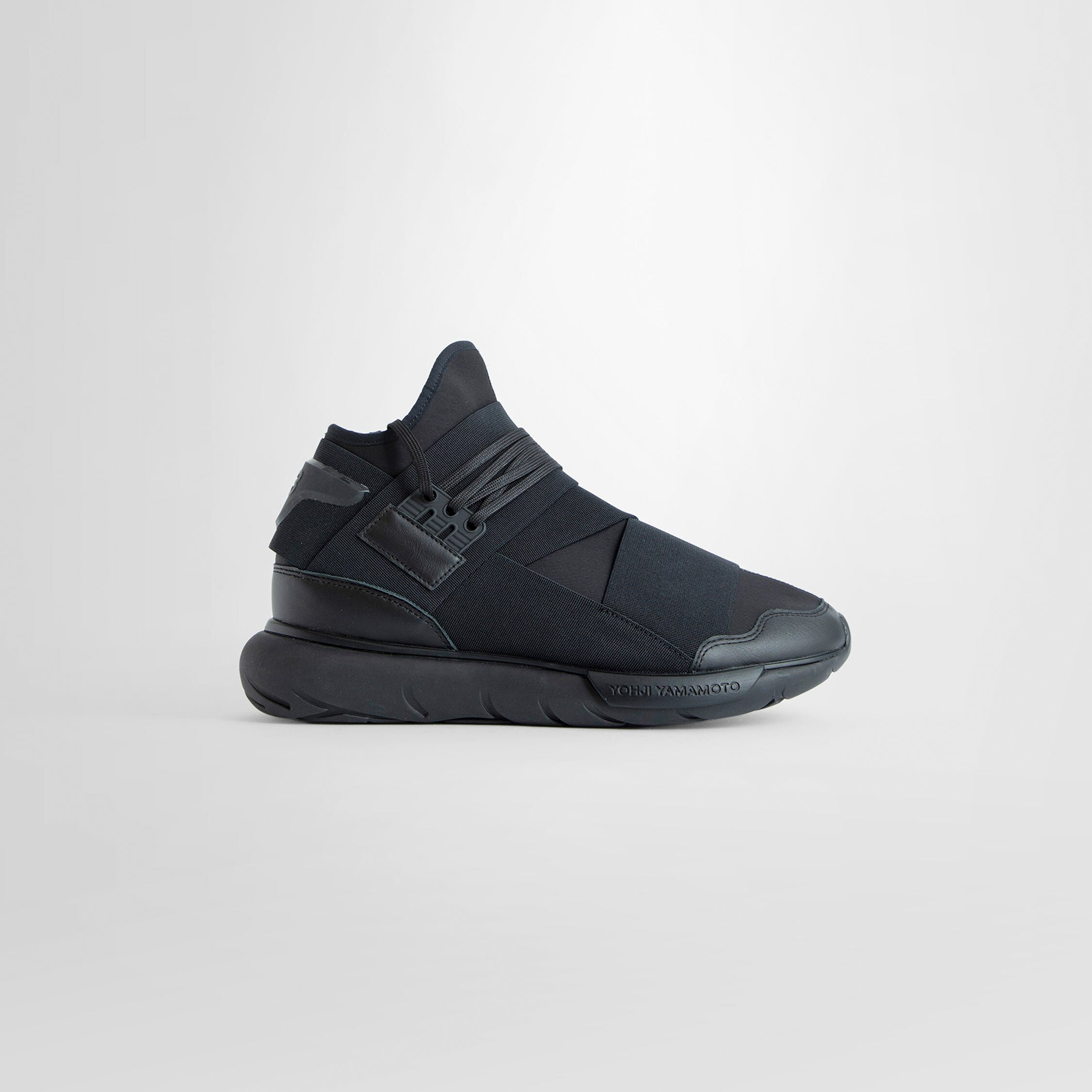 Y-3 UNISEX BLACK SNEAKERS - 7