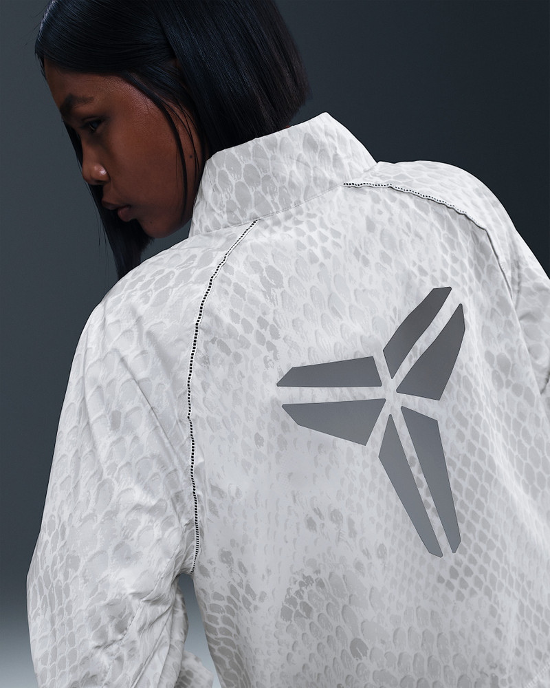 Nike Kobe Women's Lightweight Woven Jacket outlook