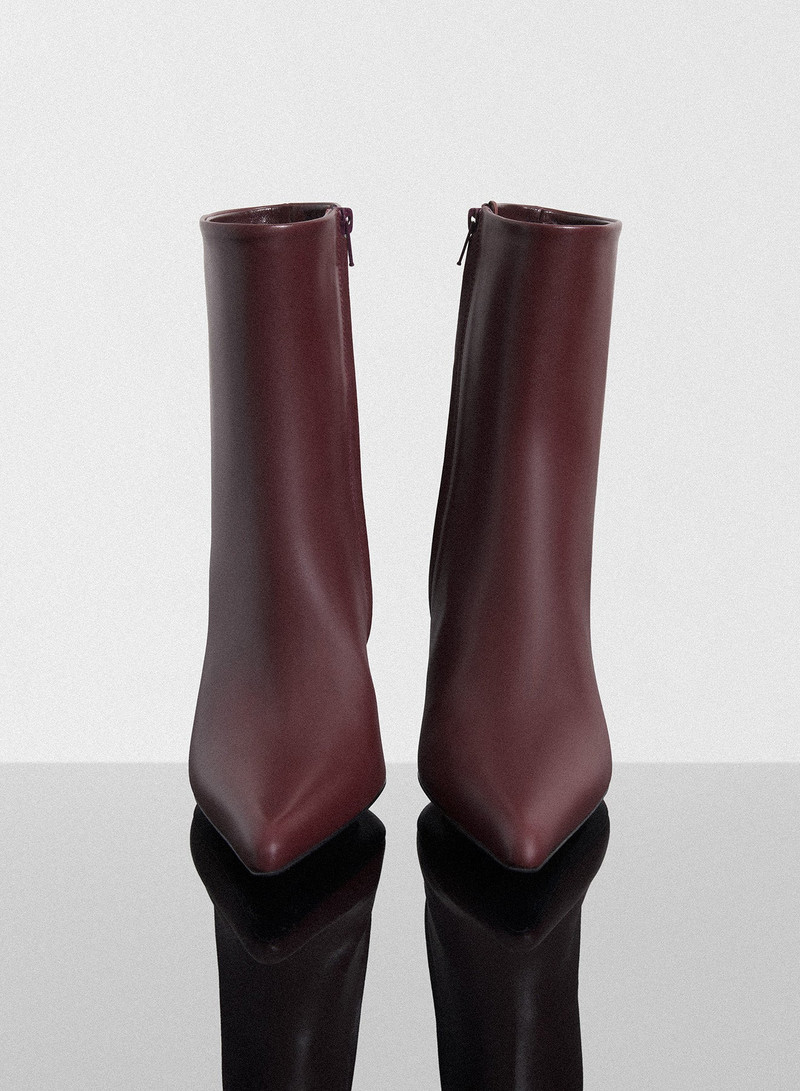 burgundy curved heel ankle boots 4