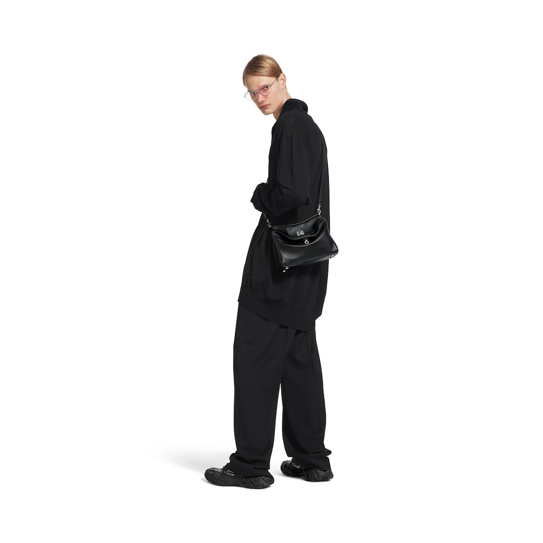 Men's Rodeo Small Messenger Bag in Black - 8