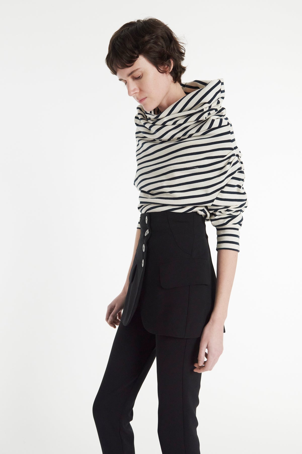 SLIM LEG TROUSER WITH BASQUE DETAIL BLACK - 8