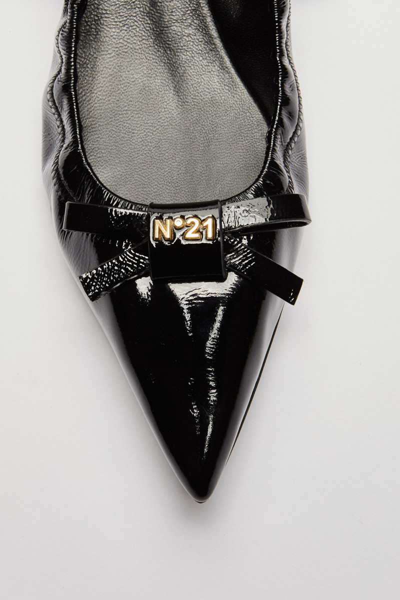 POINTED TOE BALLERINAS WITH BOW AND LOGO 4