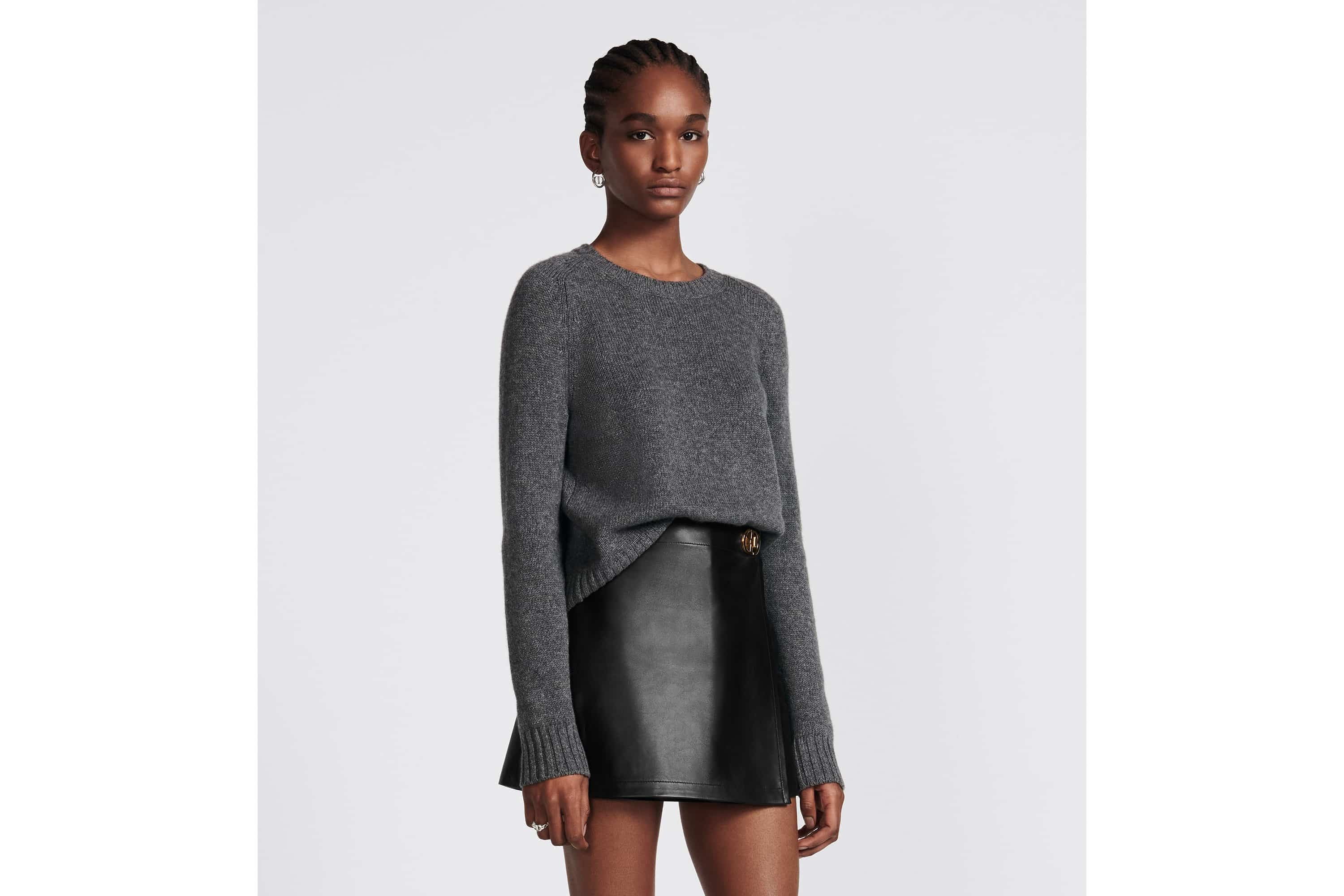 Sweater - 4