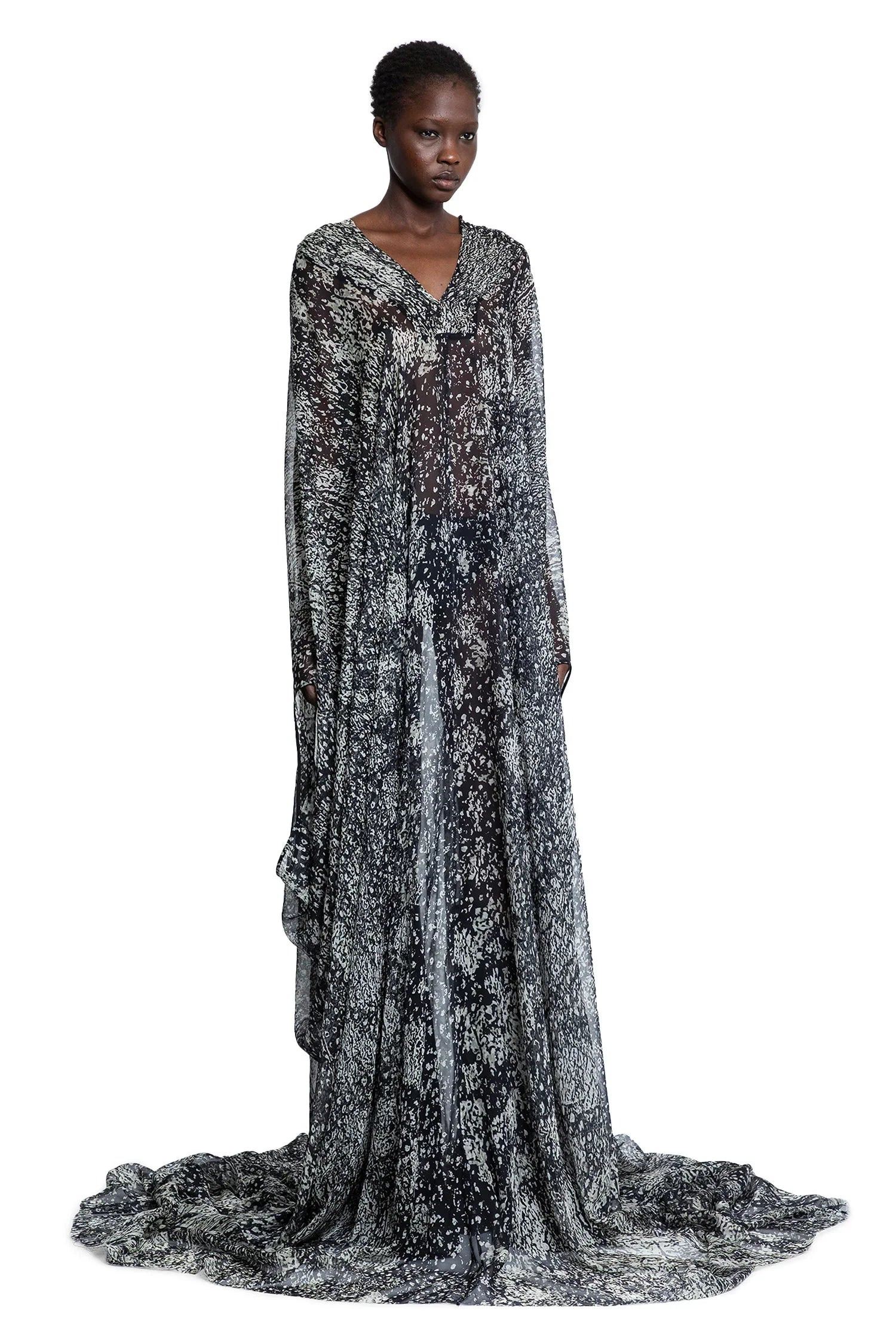 Hollywood-Hooded-Kaftan - 2