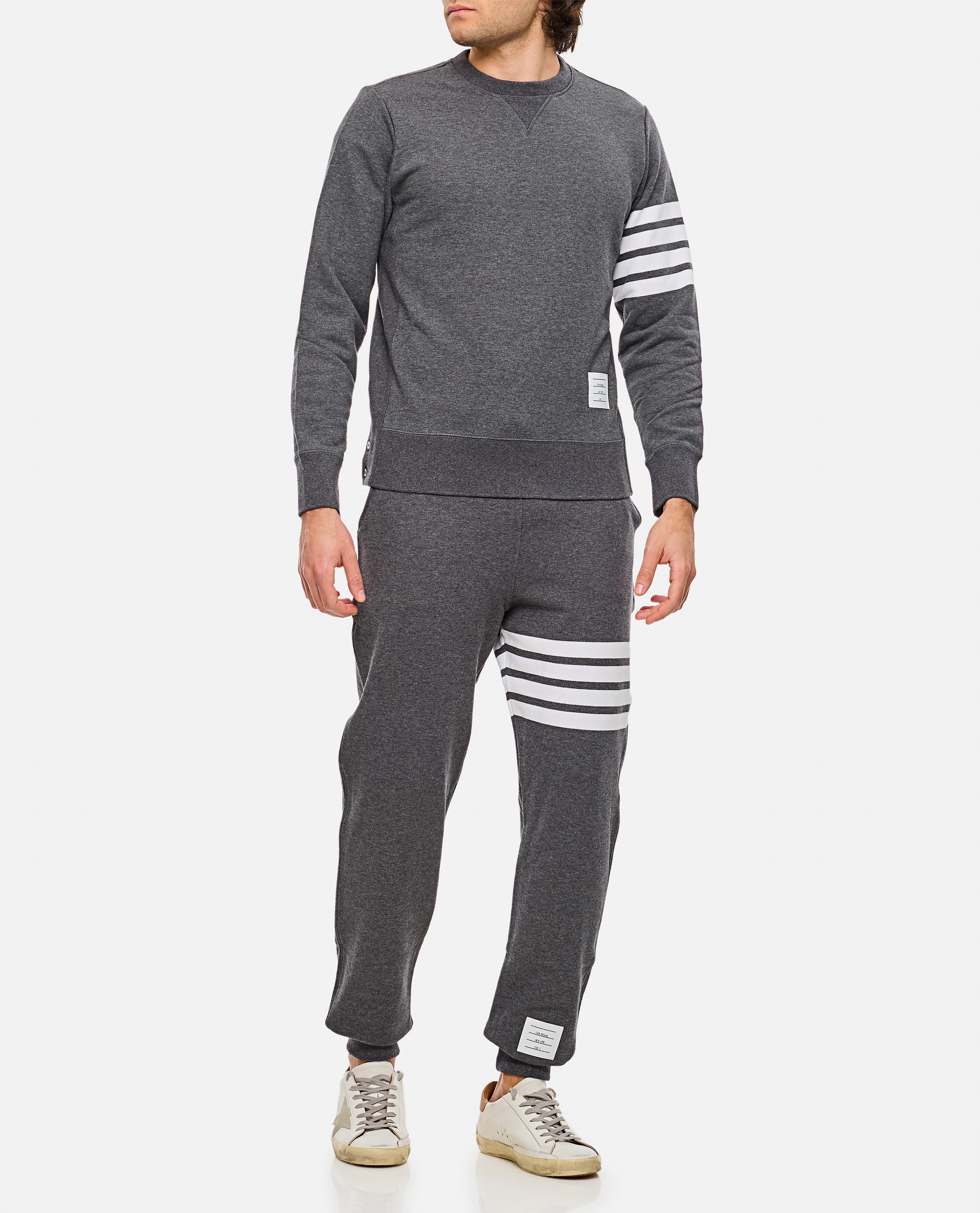 CLASSIC SWEATSHIRT IN CLASSIC LOOPBACK W/ ENGINEERED 4 BAR - 2