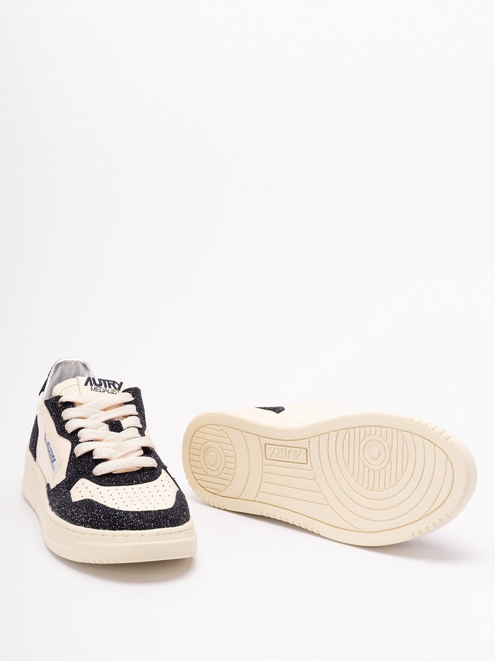 `Medalist` Low-Top Sneakers - 4