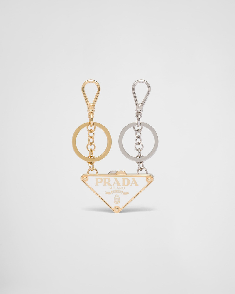 Dividable metal keychain 3