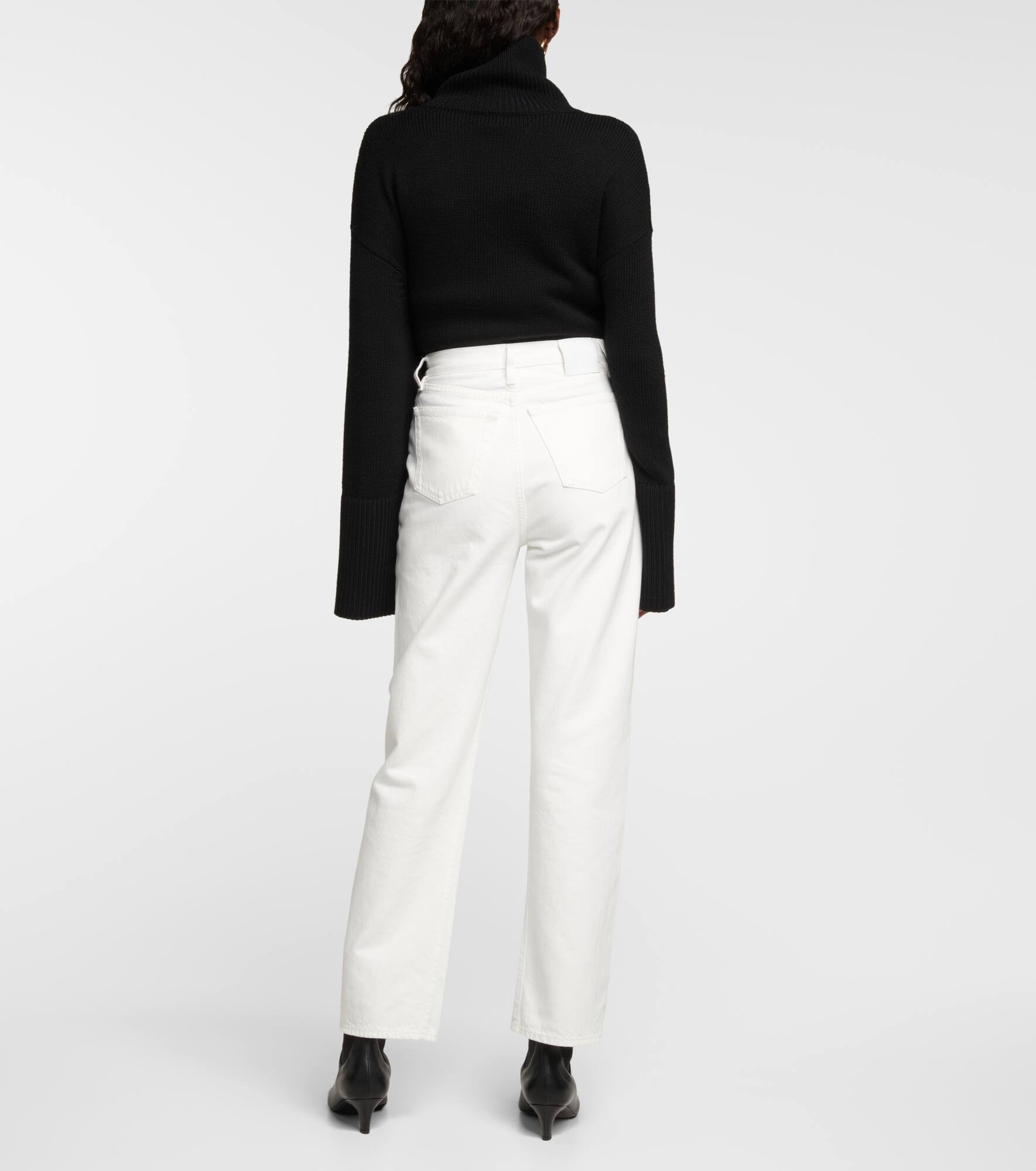 Mid-rise straight jeans - 3