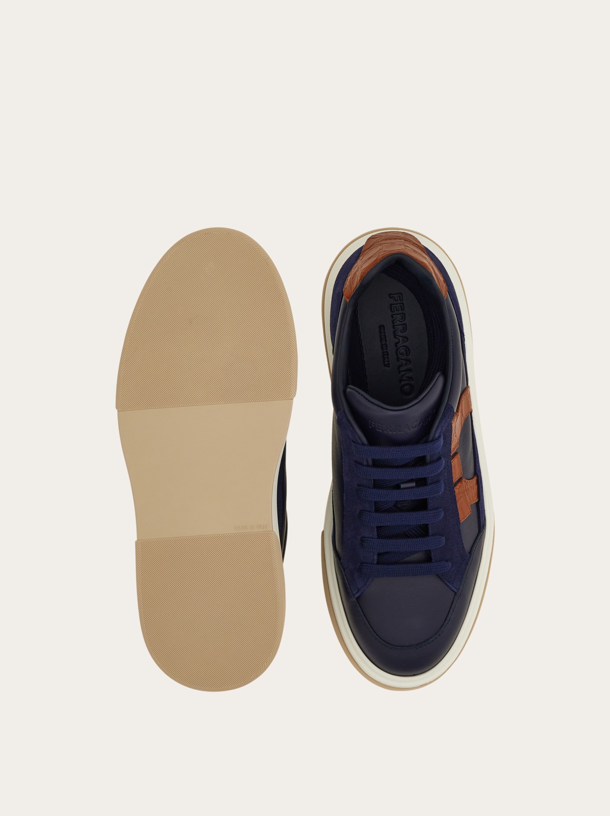 Low top sneaker with Gancini - 5